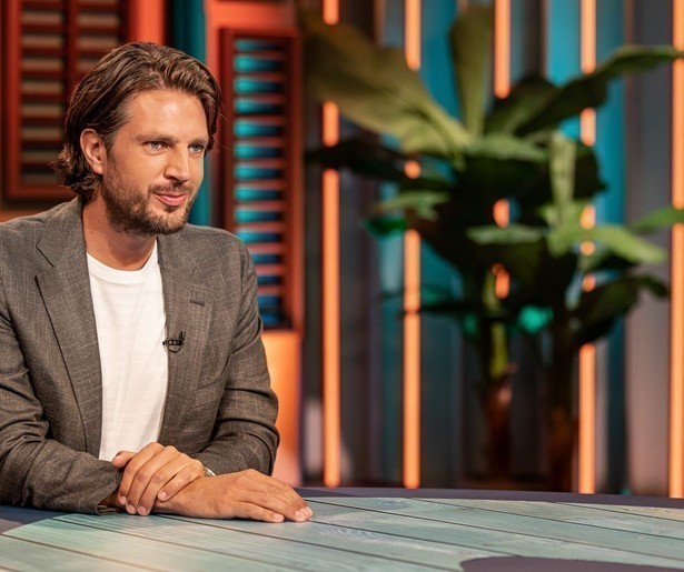 Renze Klamer ontvangt weer diverse gasten op de zondagavond van RTL4