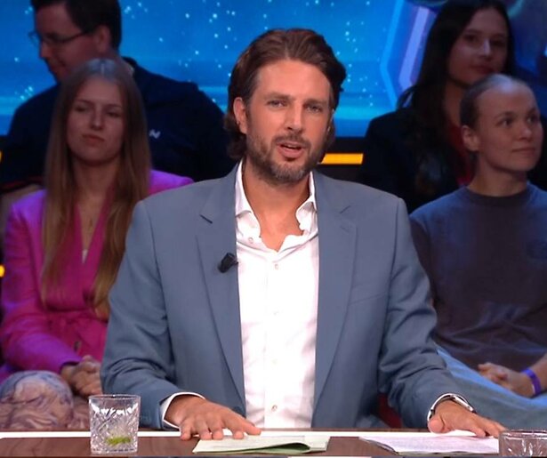 De TV van gisteren: Kijkcijferklapper voor laatste Renze op Zondag