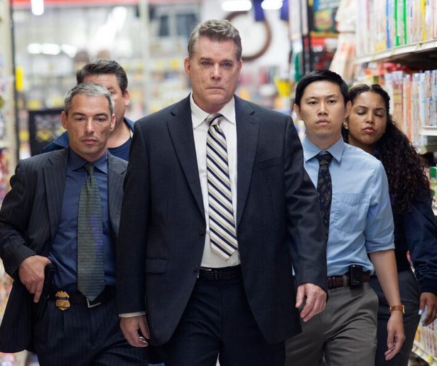 Ray Liotta als meedogenloze agent in Revenge of the Green Dragons