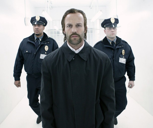 Jason Statham waagt een gokje in misdaadfilm Revolver