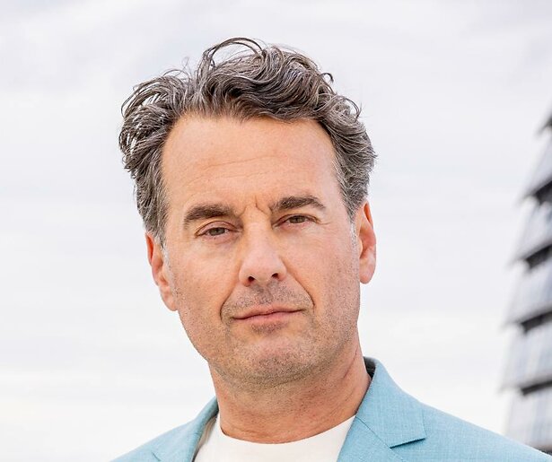 AVROTROS bevestigt de startdata van jubileumseizoen en regulier seizoen Wie Is de Mol?