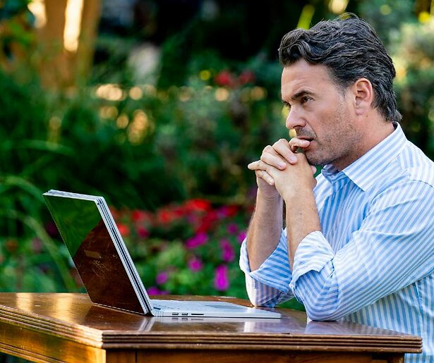 De spanning is om te snijden in nieuwe aflevering van Wie Is de Mol? 2023