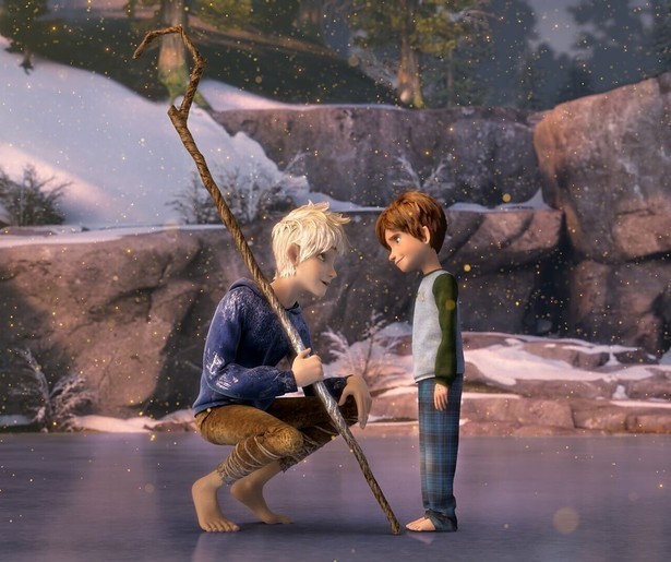 De Kerstman moet noodgedwongen samenwerken met de Tandenfee in Rise of the Guardians