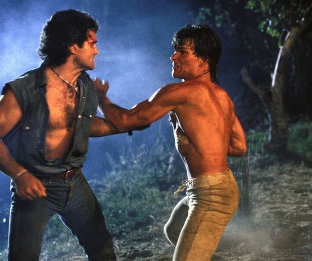 Patrick Swayze is iedereen de baas in Road House