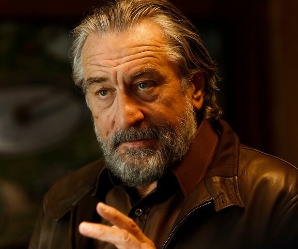 Maffiabaas Robert De Niro moet onderduiken in Frankrijk in misdaadkomedie Malavita