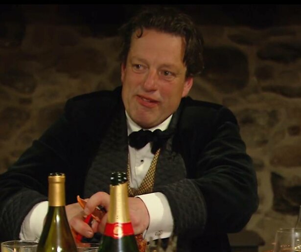 De TV van gisteren: Robert Jan viert op extravagante wijze zijn verjaardag in B&B Vol Liefde