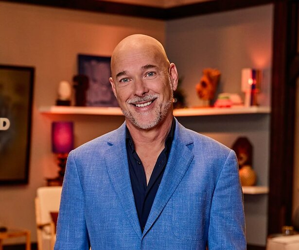 André Hazes ziet zijn oude 'schoolliefdes' terug in De Klassenavond op SBS6