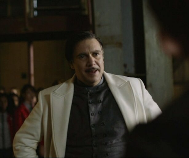 Roeland Fernhout laat alle lelijke kinderen opsluiten in De Club van Lelijke Kinderen