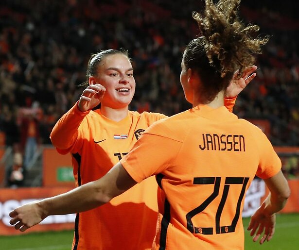 De OranjeLeeuwinnen staan oog in oog met Italië tijdens EK Kwalificatie 2024