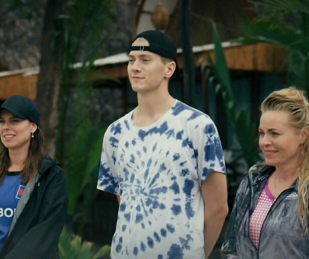 Roos, Maaike en Stijn spelen in Wie Is de Mol? de laatste paar opdrachten