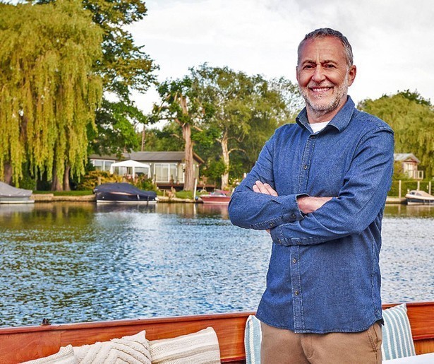 Michel Roux trapt het tweede seizoen van Roux down the River af op 24Kitchen