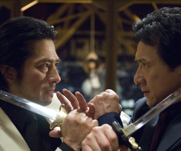 Jackie Chan toont de Parijzenaren zijn kunsten in Rush Hour 3