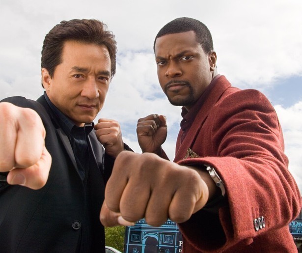 Jackie Chan en Chris Tucker tonen hun vechtkunsten in Parijs in Rush Hour 3