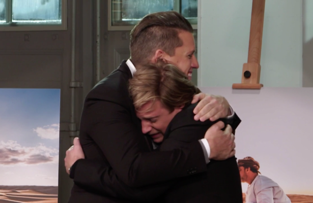 Videosnack: Jamie vliegt Kees in de armen na winnen Het perfecte plaatje