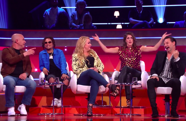 Marieke Elsinga maakt hilarische songtekstblunder in I Can See Your Voice