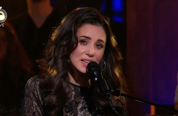 Karsu zingt Sorry van André Hazes