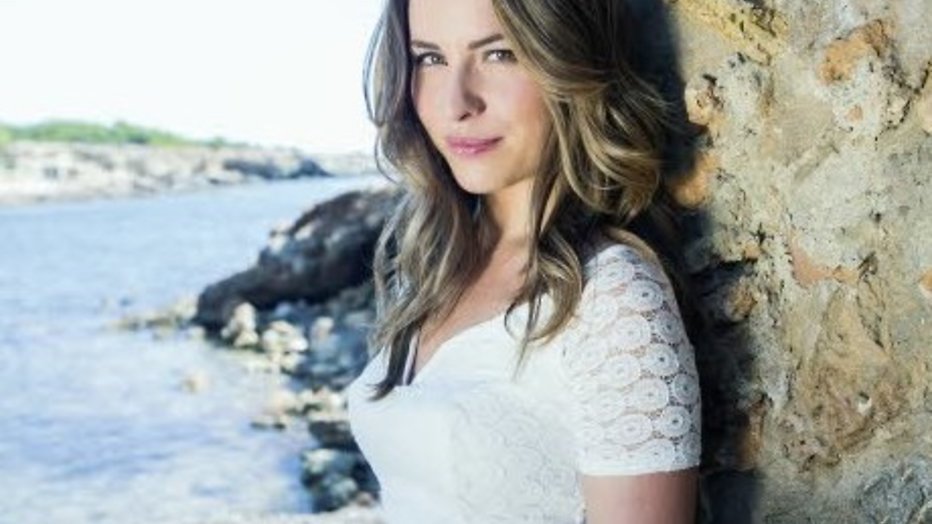 Sanne Langelaar speelt prostitué in nieuwe Net5-serie Dagboek Sanne Langelaar speelt prostitué in nieuwe Net5-serie Dagboek