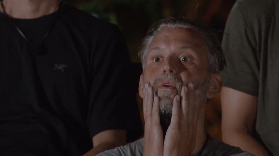 Kevin Hassing bij de Eilandraad