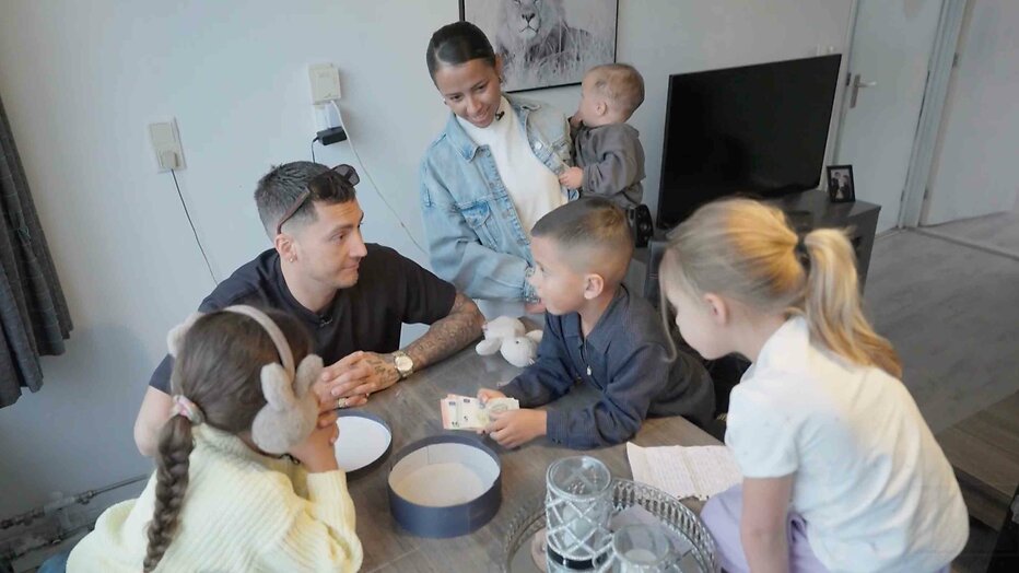 Steenrijk, Straatarm