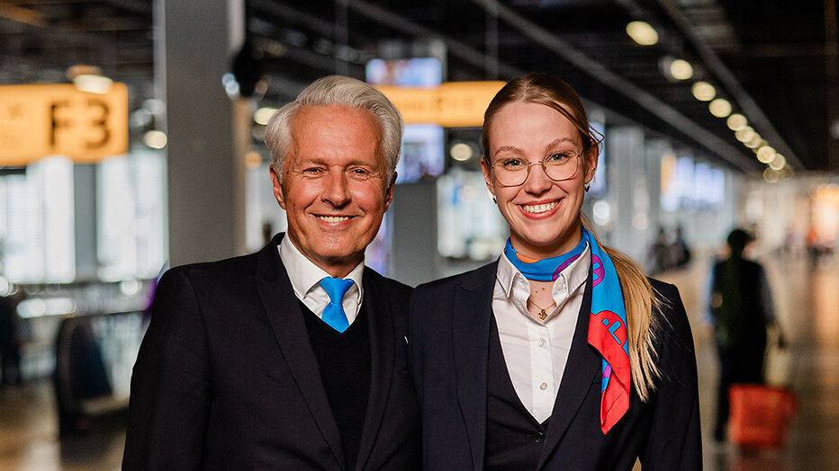 Ronald & Isabel (Schiphol Airport)