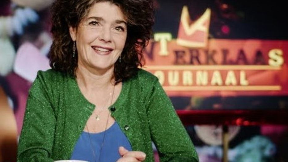 Kijkcijfers: 800.000 Sinterklaasjournaal-kijkers zien Zwarte Piet verkleed als Sint Kijkcijfers: 800.000 Sinterklaasjournaal-kijkers zien Zwarte Piet verkleed als Sint