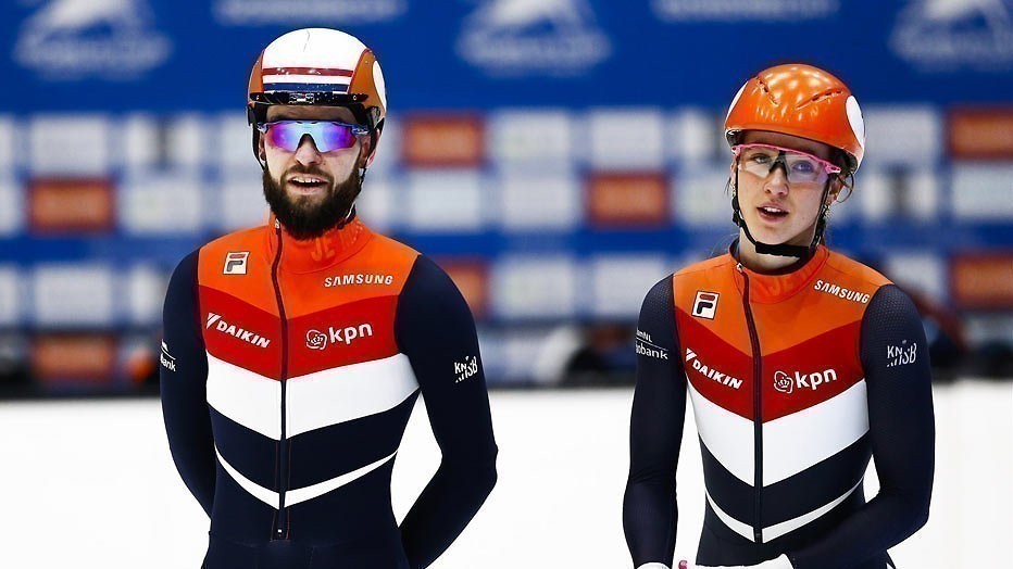 Spektakel op de shorttrackbaan