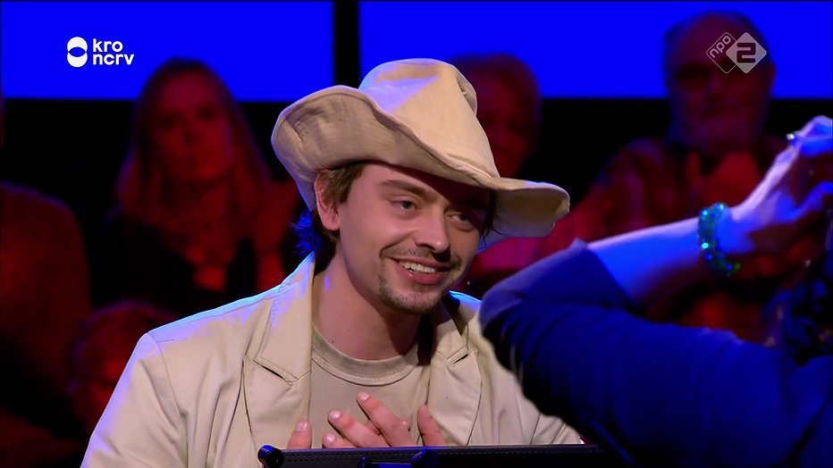 Stefano Keizers op het nippertje door naar halve finale Slimste Mens Stefano Keizers op het nippertje door naar halve finale Slimste Mens