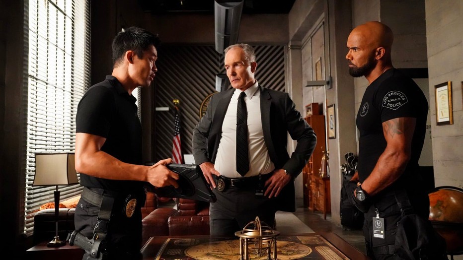 David Lim, Patrick St. Esprit en Shemar Moore in S.W.A.T.