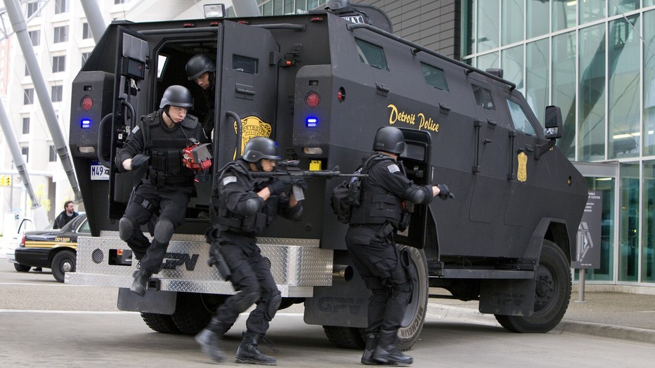 S.W.A.T.: Firefight S.W.A.T.: Firefight