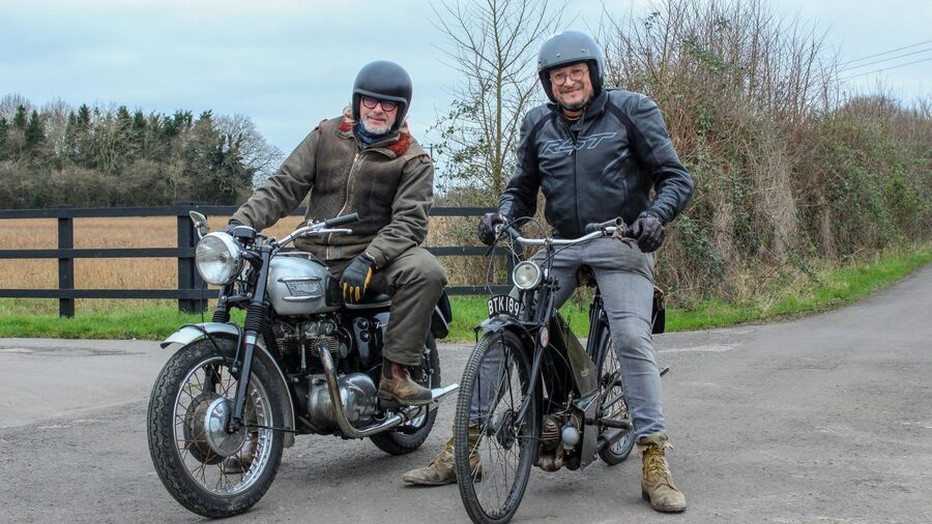 Henry Cole en Fuzz Townshend voor Shed and Buried: Classic Cars