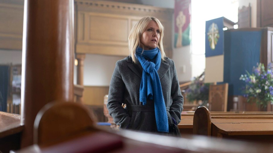 Ashley Jensen als DI Ruth Calder in Shetland