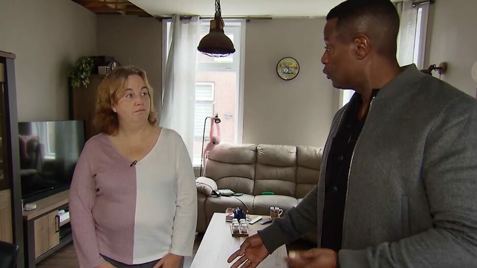 Sigrid en John Williams in Help, Mijn Man Is Klusser