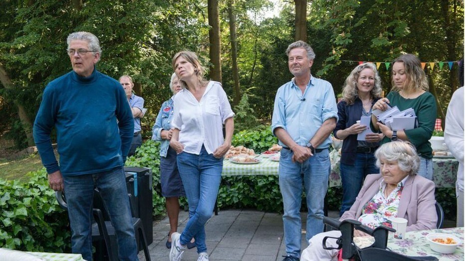 Bert van Leeuwen in Soep, Sores en Soelaas Bert van Leeuwen in Soep, Sores en Soelaas