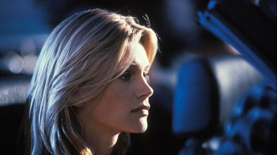 Natasha Henstridge als Eve in Species
