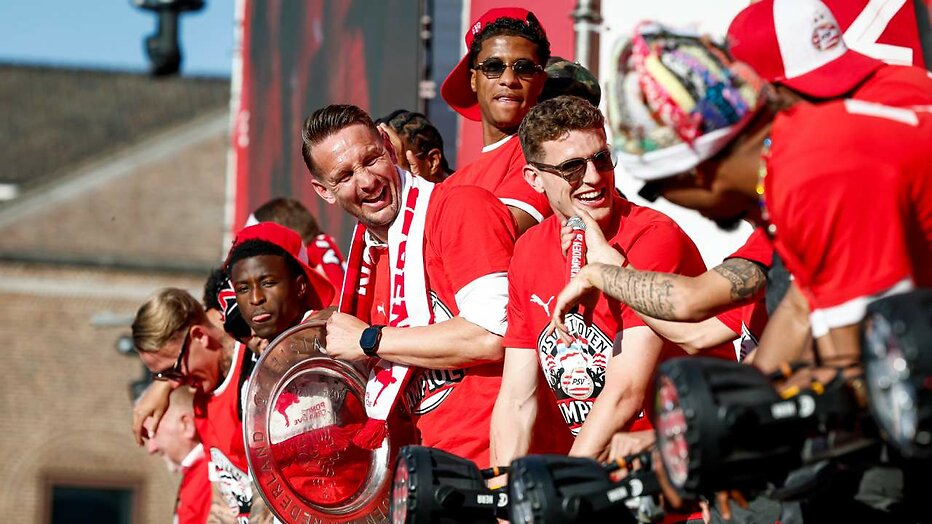 Spelers en staf van PSV