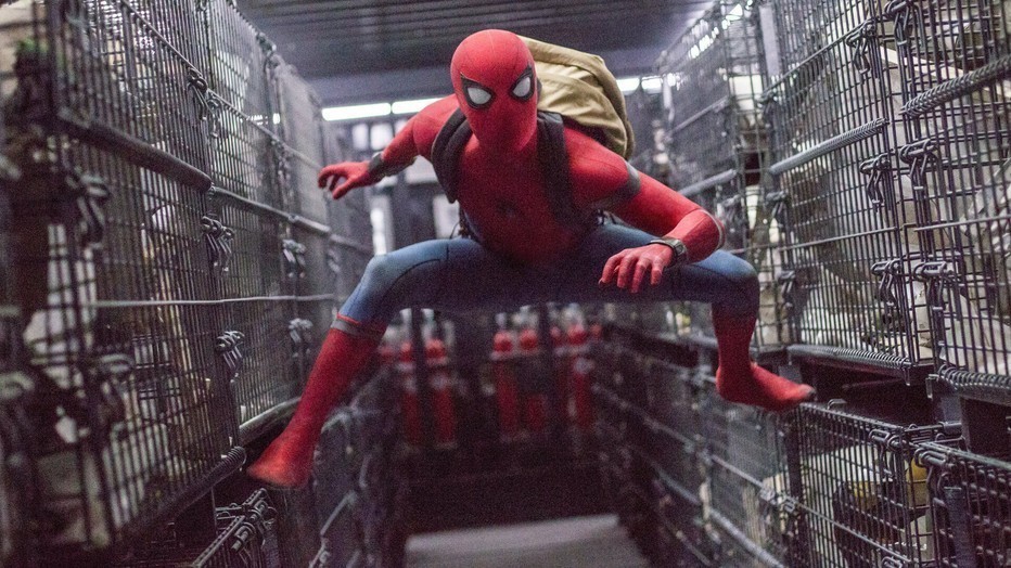 Tom Holland als Spider-Man in Spider-Man: Homecoming Tom Holland als Spider-Man in Spider-Man: Homecoming