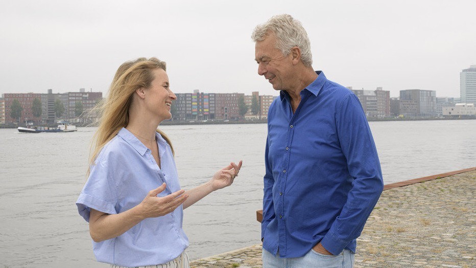 Jetske van den Elsen & Derk Bolt in Spoorloos