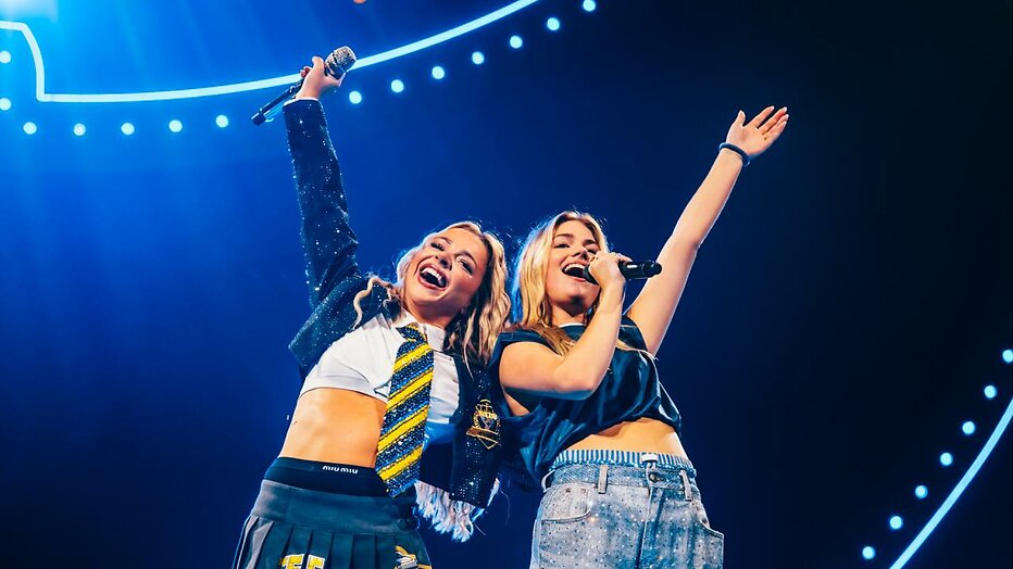 Emma Heesters en Roxy Dekkers voor The Streamers