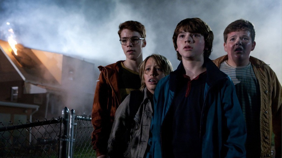 Gabriel Basso, Ryan Lee, Joel Courtney en Riley Griffiths in Super 8 Gabriel Basso, Ryan Lee, Joel Courtney en Riley Griffiths in Super 8