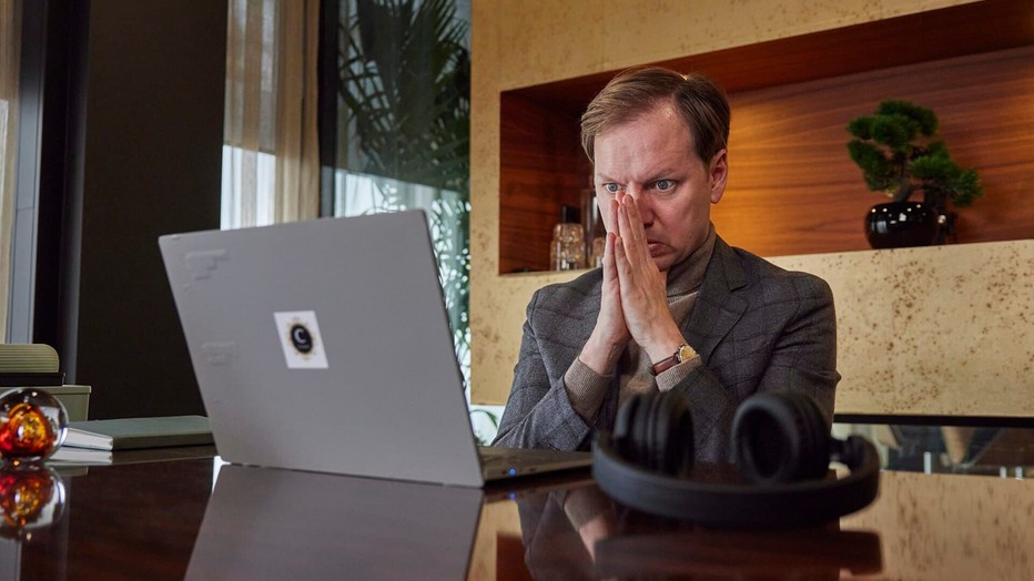 Jan-Paul Buijs als Dirk Praal in Swanenburg