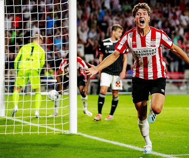 De TV van gisteren: Veronica scoort met comeback PSV in Champions League