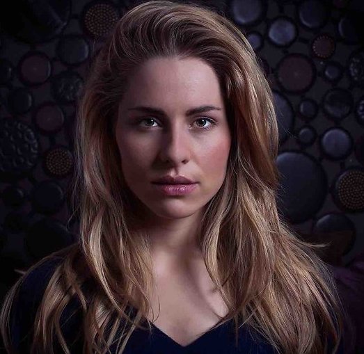 Sanne Langelaar is in verwachting