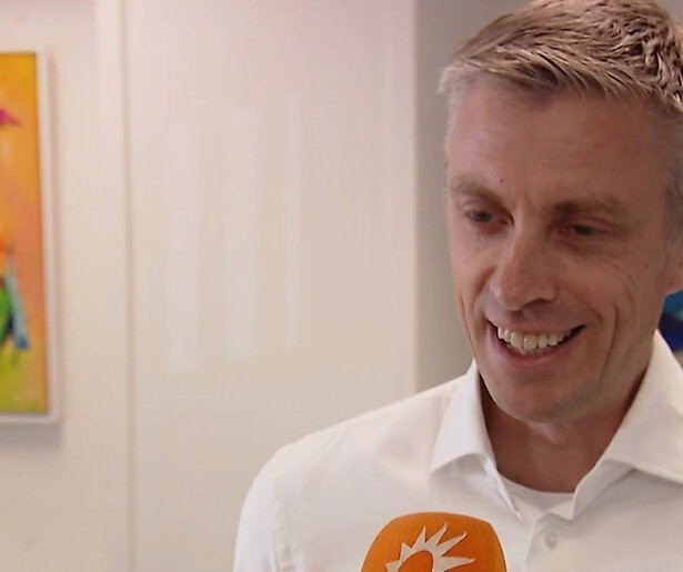 De nieuwe notaris van Kopen Zonder Kijken stelt zich voor