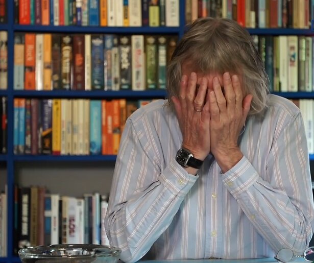 Johan Derksen geen fan van B&B Vol Liefde