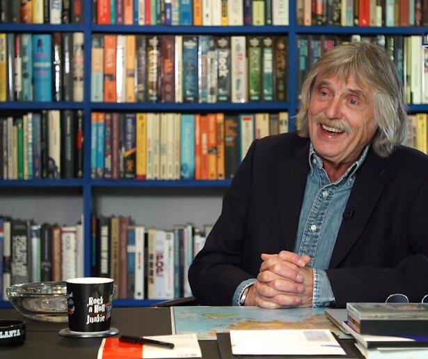 Johan Derksen over De Oranjezomer: 'Iedere avond gekeken, ik vind het een ontzettend leuk programma'