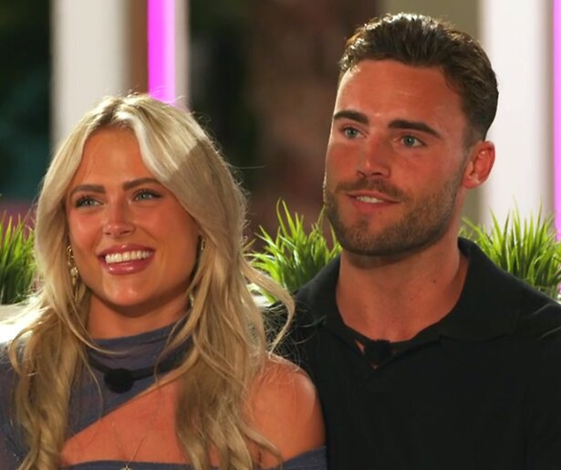 Job en Nathalia kiezen voor vriendschap na Love Island-avontuur