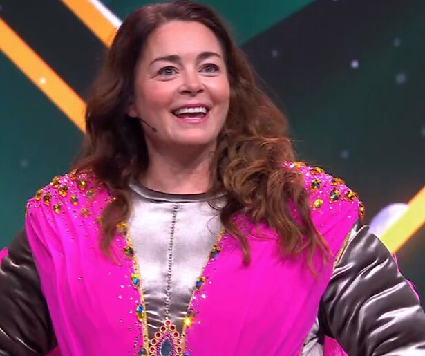 Kim-Lian van der Meij deelt backstagebeelden van The Masked Singer