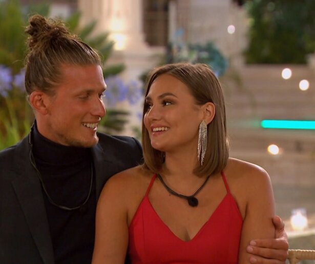 Love Island-koppel Rowenna en Donny uit elkaar