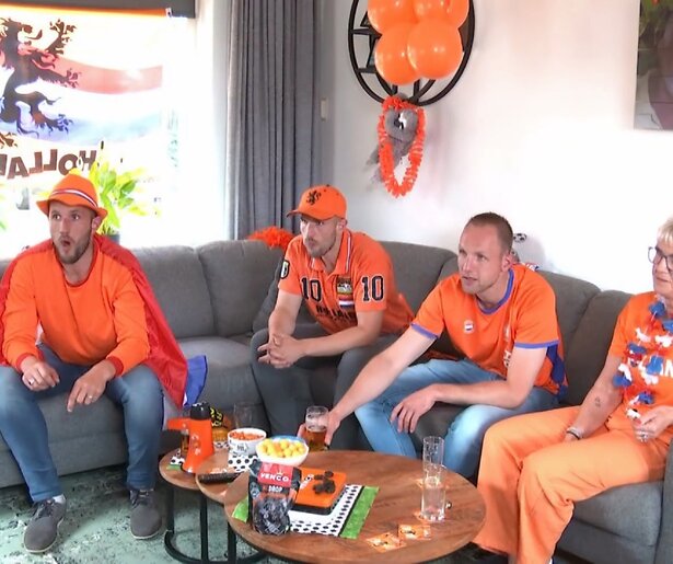 De TV van gisteren: Nieuwe SBS6-realityserie EK Koorts valt niet in de smaak bij kijkers