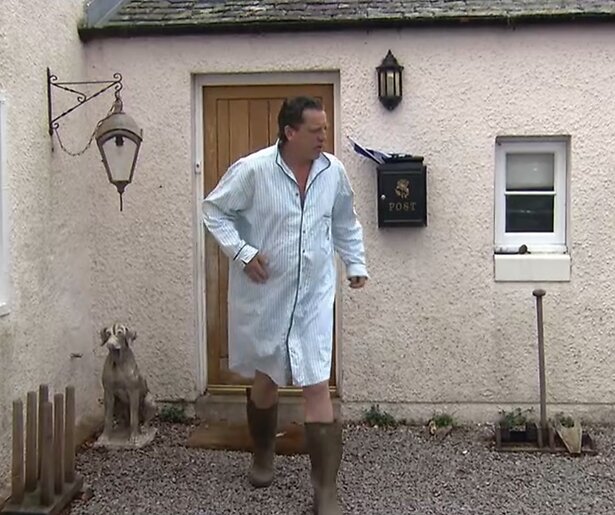 Kledingstijl van B&B Vol Liefde-Robert Jan zorgt voor hilariteit bij kijkers